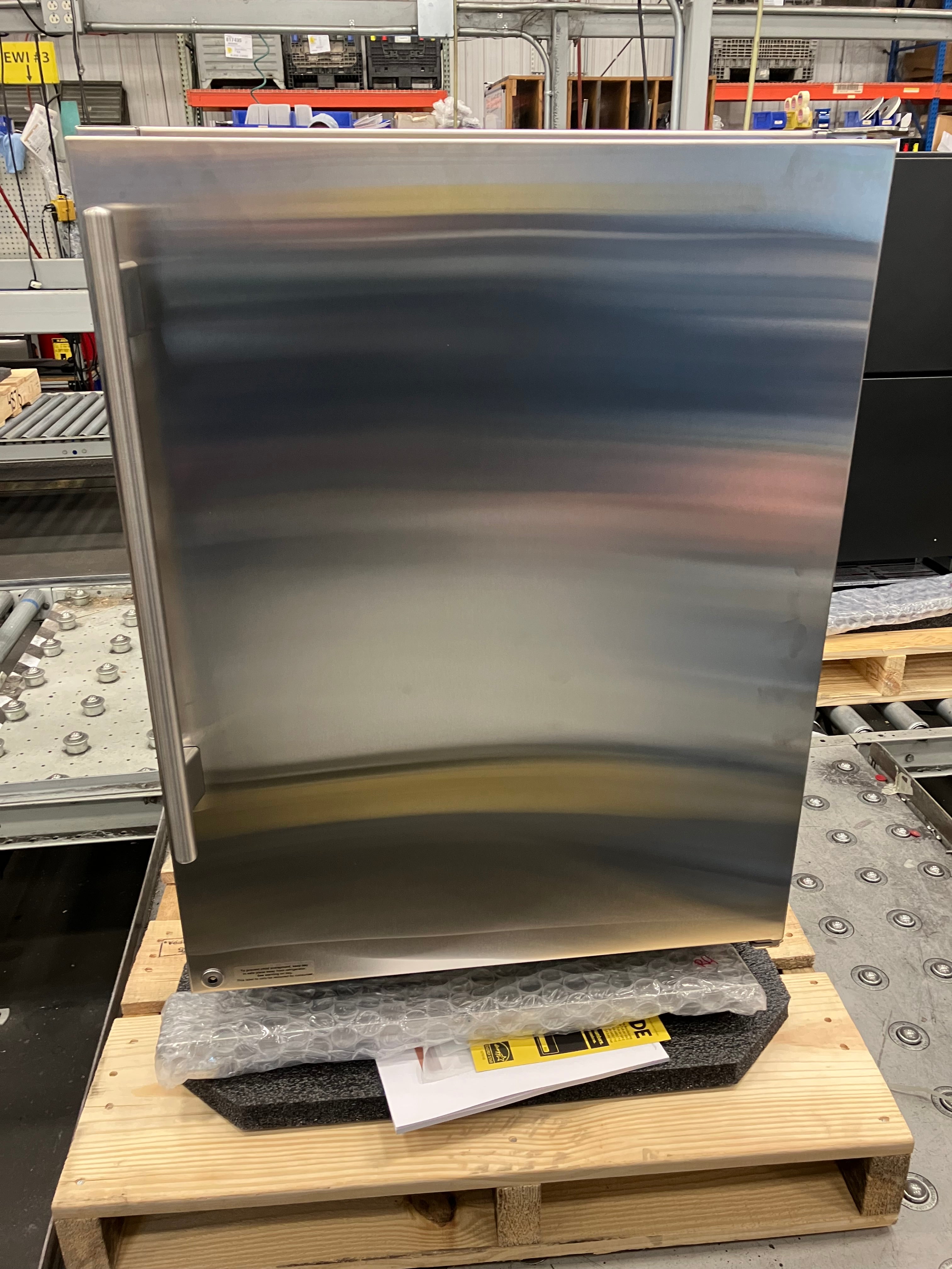 24" Stainless Dual Tap Beverage Dispenser - Right Hinge | 11088895-1